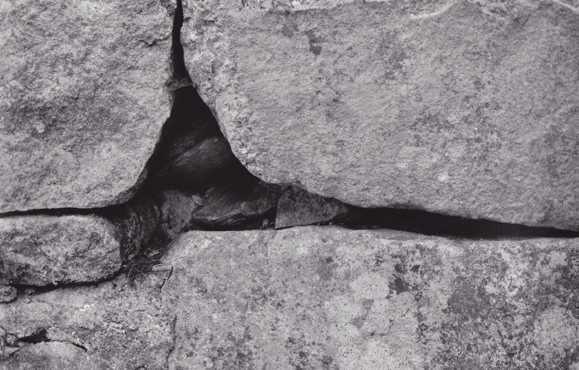 stone wall photograph